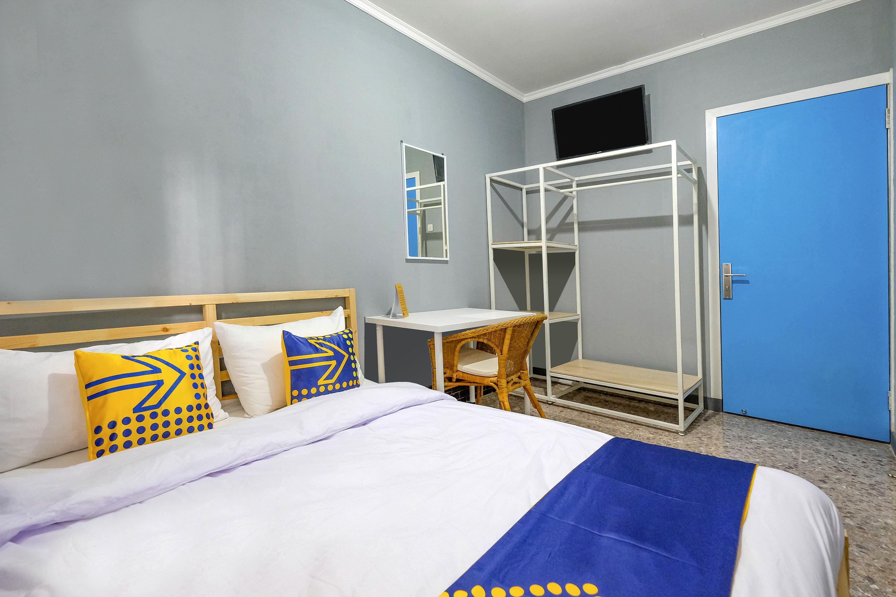 Hotel Spot On 2281 Omajo Semarang Esterno foto