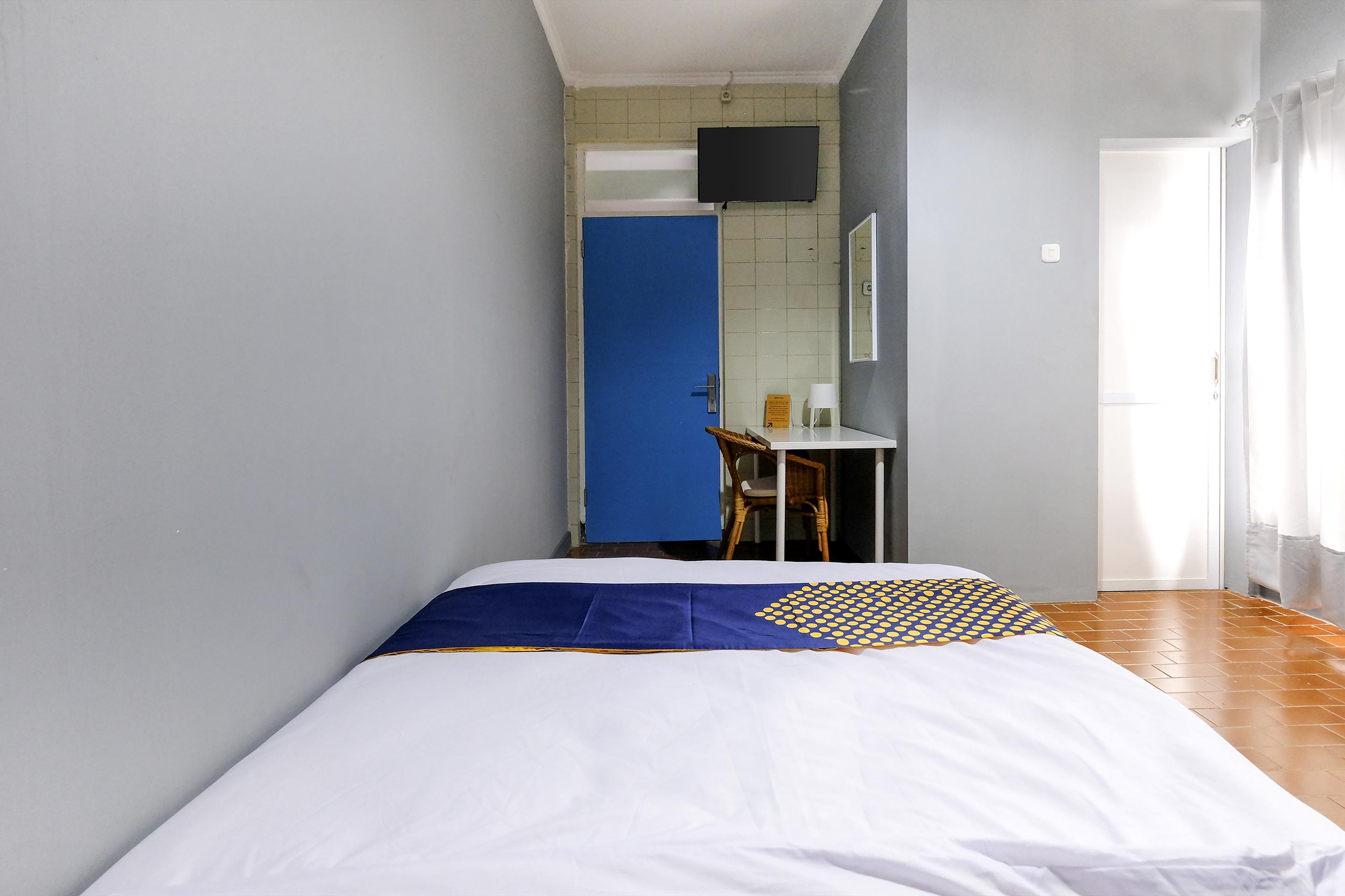Hotel Spot On 2281 Omajo Semarang Esterno foto