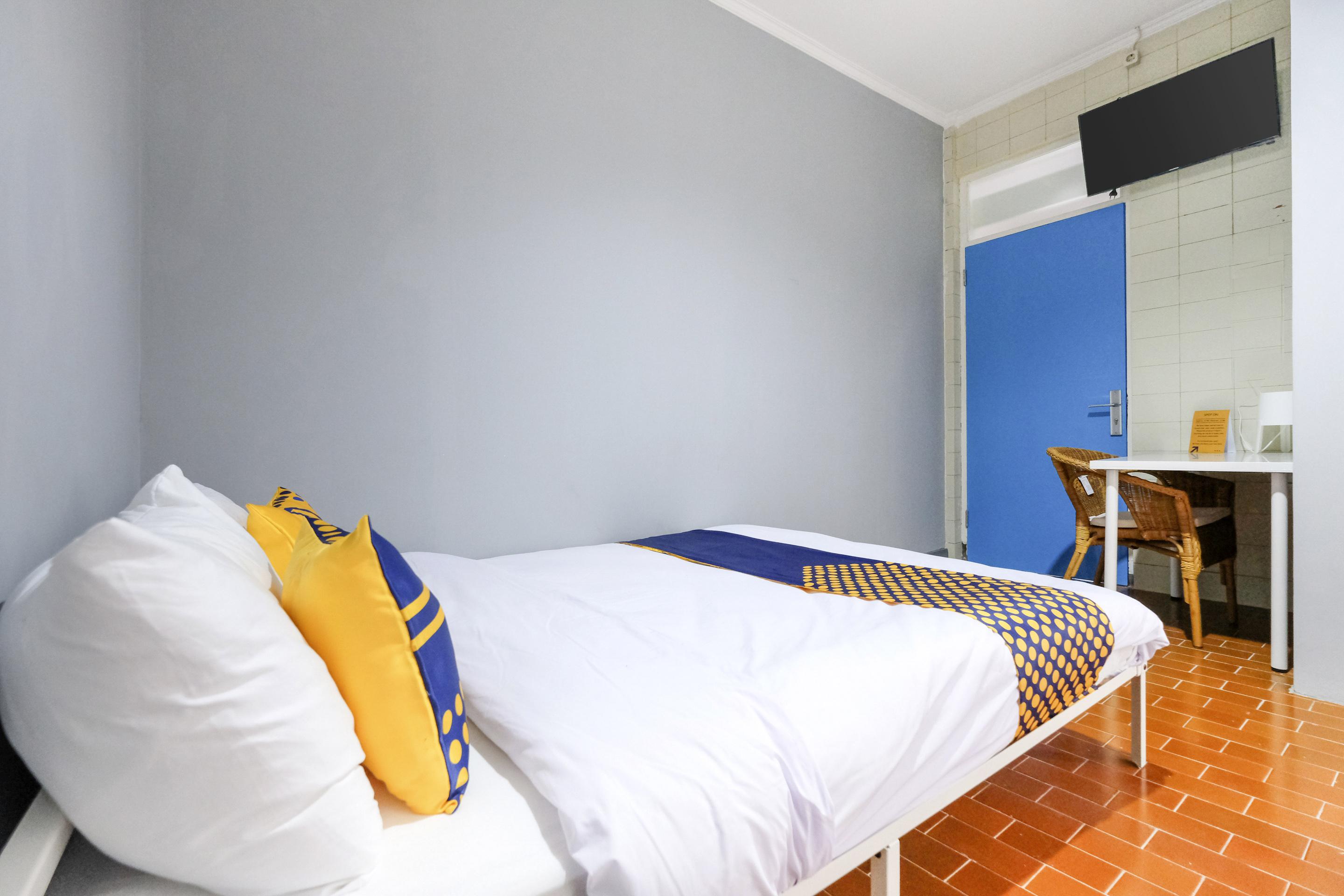 Hotel Spot On 2281 Omajo Semarang Esterno foto
